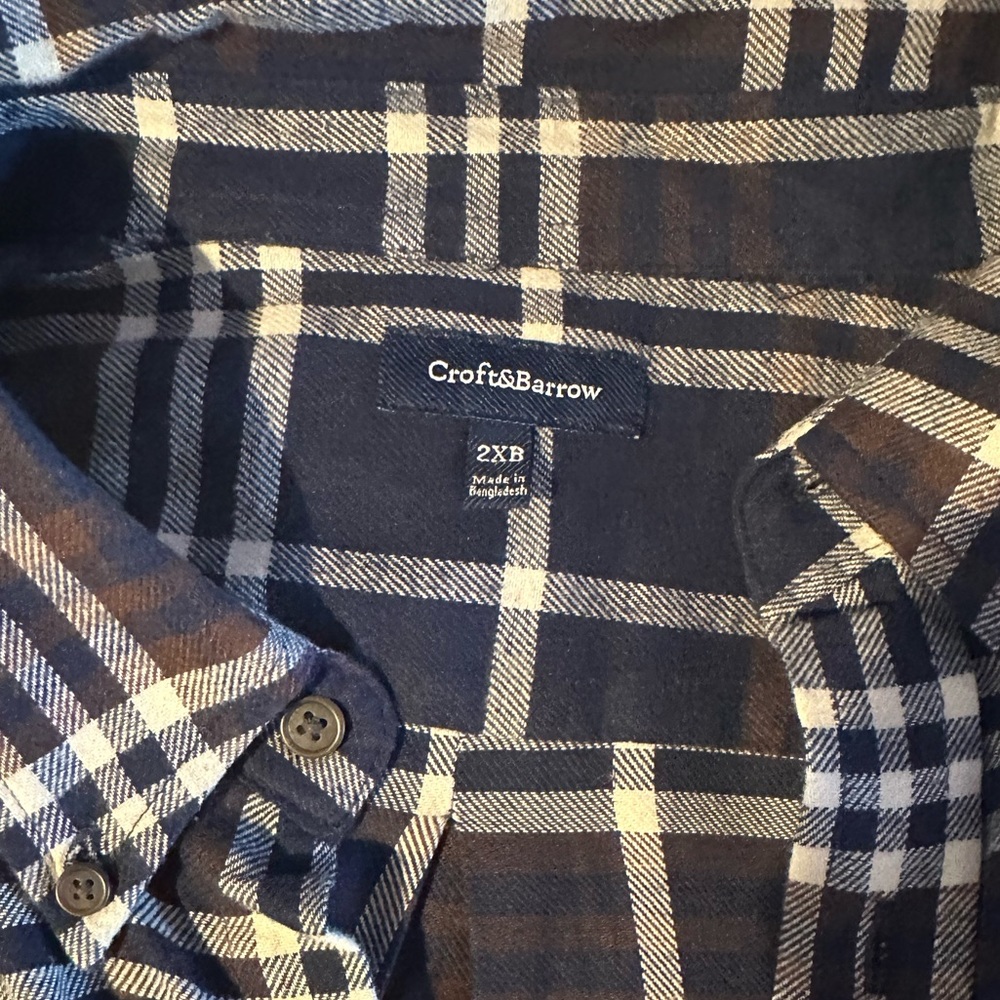 Mens XXL flannel shirt Long-sleeve very warm and well made!